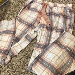 Hollister plaid pajama pants with tie size Medium